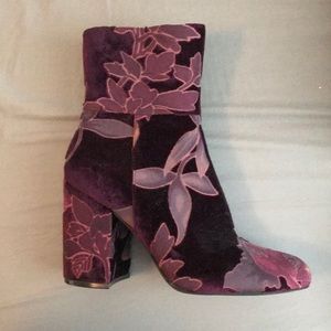 Steve Madden floral boots
